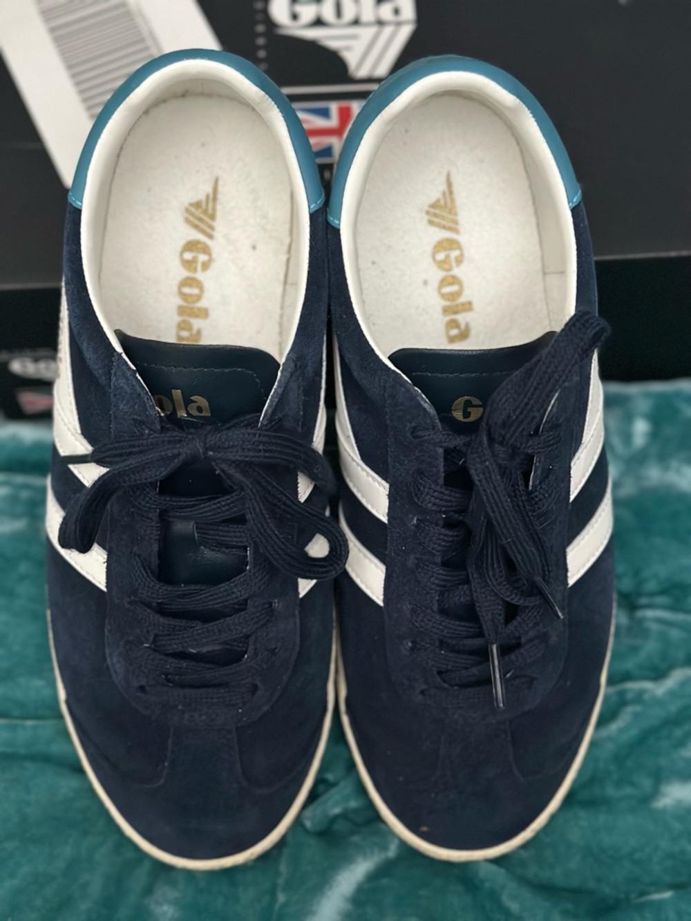 Gola Women’s Size 9 Navy & White Low-Top Suede Sneakers